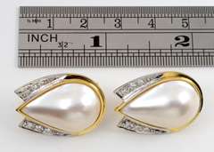 Beatiful Pear Shaped Mobe Pearl Earrings