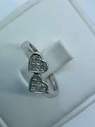 LADIES 14K WHITE GOLD AND DIAMOND HEART RING