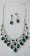 Emerald Color Jewelry Neck Lace And Earrings