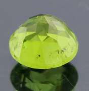 Gorgeous 2.36ct apple green Peridot
