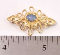 Delightful Opal Pin in 14K Yellow Gold