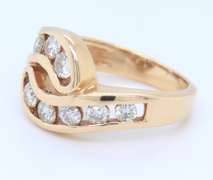 Swirl Design 14kt Gold Sparkling Diamond Ring