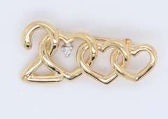 Cute Yellow Gold 2000 Brooch