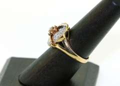 Pretty 14kt Yellow Gold Pavé Diamond Ring
