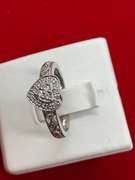 14K WHITE GOLD LADIES DIAMOND RING