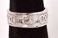 Stunning Claddagh Ring in White Gold