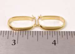 Delightful Oval Hoop Earrings in 18K Yellow Gold