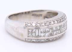 LADIES 14 KT WHITE GOLD DIAMOND BAND BY LEVIAN