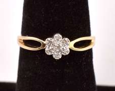 Fabulous Flower Shaped Diamond Ring in Yellow Gold