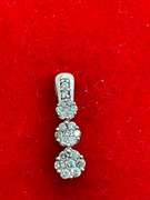 WHITE GOLD AND DIAMOND PENDANT