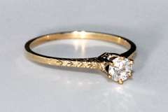 Stunning Diamond Solitaire in 14k