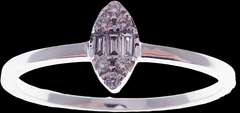 Wonderful Oval Diamond Cluster 18k White Gold Ring