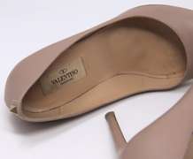 Valentino Garavani Pumps