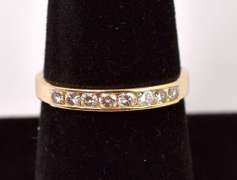 Darling Diamond Band Ring in 14K Yellow Gold