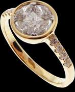 Sparkling 18kt Yellow Gold Diamond Ring