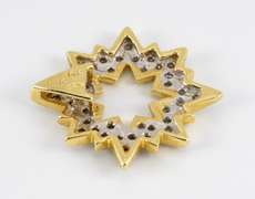 Sparkling 8 Point Star Pendant