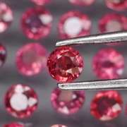 Simply stunning 3.82ct unheated Sapphire set