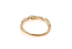Minimalist Swirl 14Kt Yellow Gold Ring
