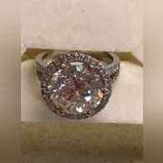 AUCTION HIGHLIGHT! Magnificent Ladies 14kt Gold & Diamond Ring- 6.50 carats of diamonds!