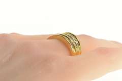 14K Yellow Gold 2.00 Ctw Diamond Graduated Baguette Band Ring