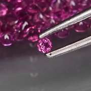 Amazing 3.11ct round cut top violet pink Garnet set