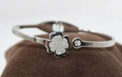 Designer Style Silver Color Stainless Steel Bracelet