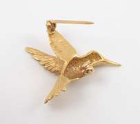 Well Detailed 14k Hummingbird Brooch