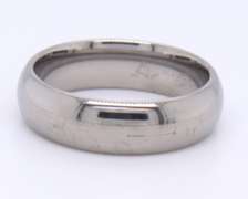 Titinum Wedding Band