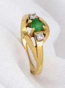 Sweet 14k Emerald & Diamond Ring