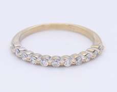 Classic 14kt WG Shared Prong Diamond Band