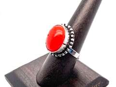 Ovular Red Coral in Tibetan Silver Beaded Ring