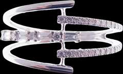Elegant Contemporary 18k White Gold Diamond Ring