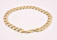 Marvelous Men's Curb Link Bracelet in Yellow Gold
