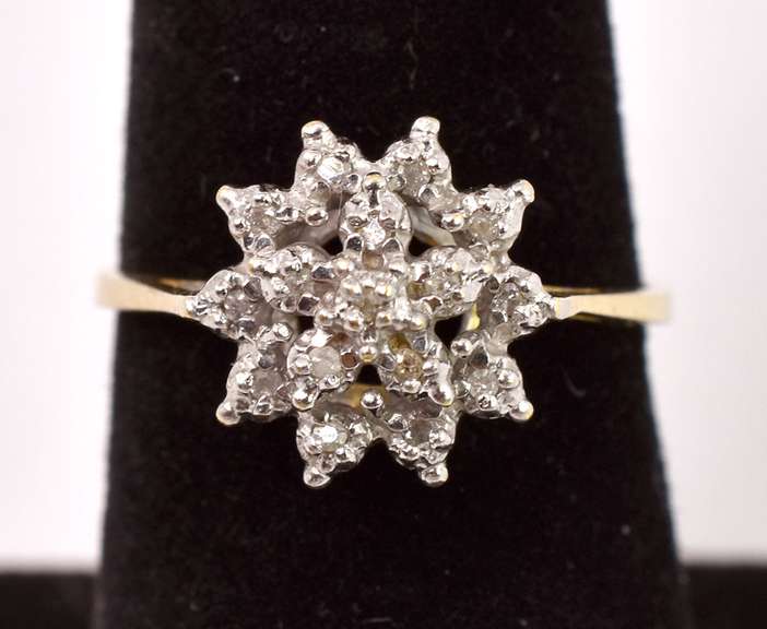 Fabulous Floral Cluster Diamond Ring in 14K Yellow Gold