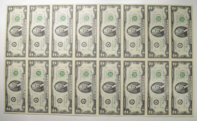 Sheet Of 16 1976 Dallas, Texas $2 Federal Reserve Notes - Uncut Sheet