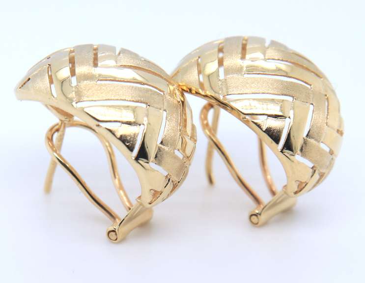 Gorgeous Yellow Gold Half Moon Earrings