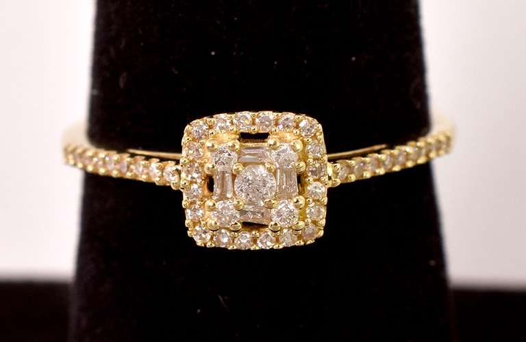Intricate Diamond Cluster Ring in Yellow Gold