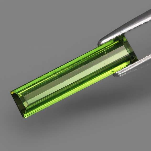 Superb 1.78ct VS lime green Tourmaline