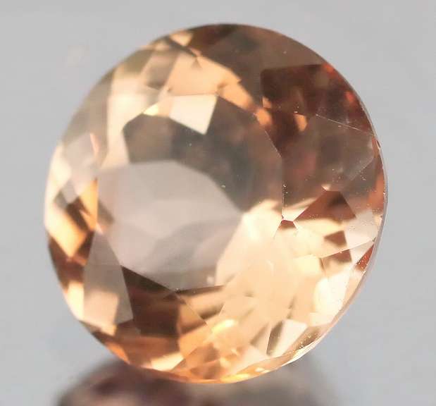 Brilliant! 4.32ct champagne Imperial Topaz