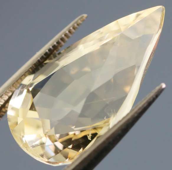 Premium 7.88ct Brazilian golden Heliodor Beryl