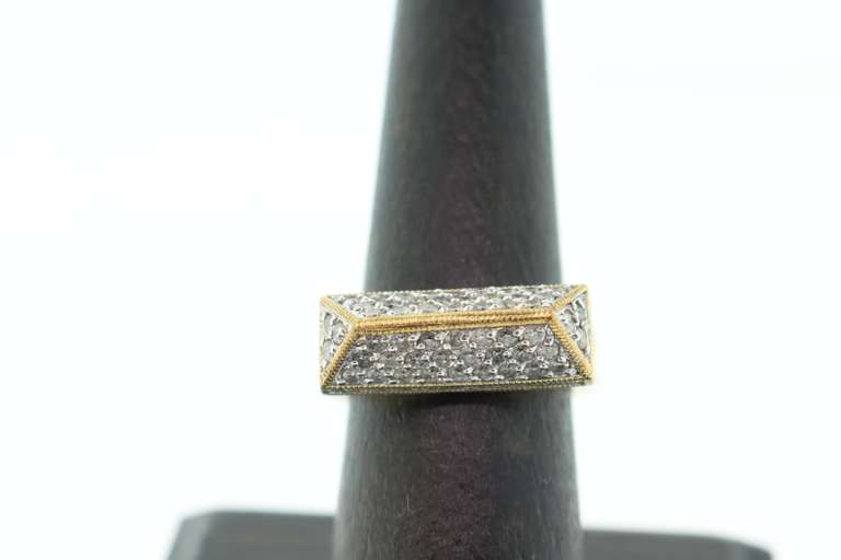 LADIES 14K GOLD AND DIAMOND PYRAMIDE RING