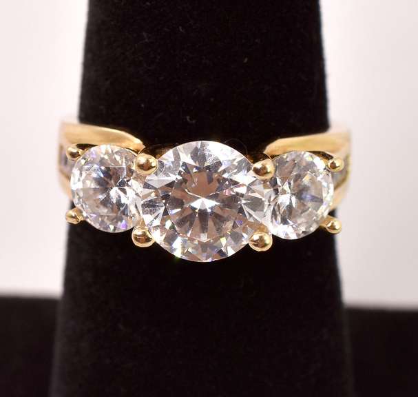 Gorgeous Three Stone CZ Ring in 14K Yellow Gold