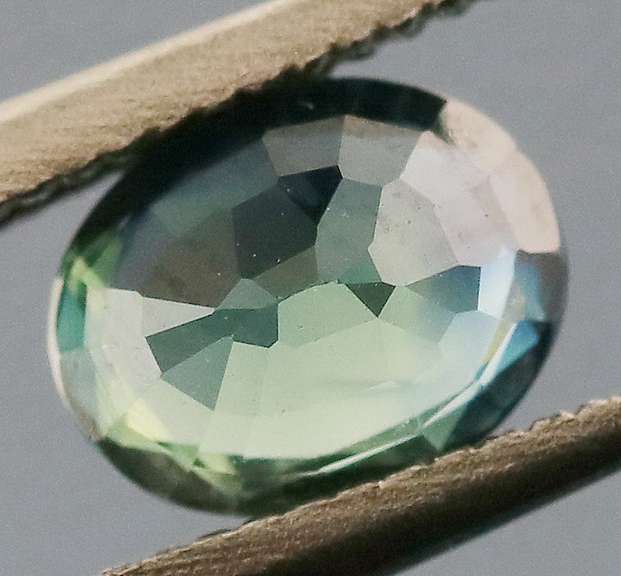Simply gorgeous! .51ct blue green Sapphire