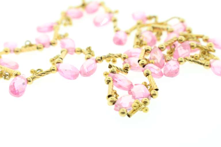 LADIES 22K GOLD AND PINK STONE NECKLACE