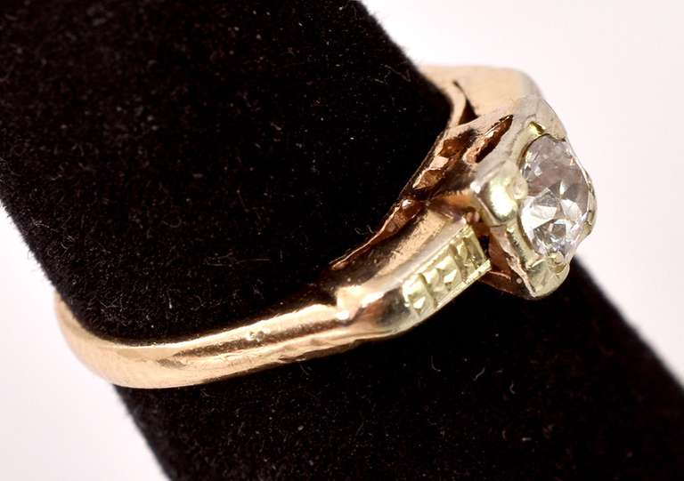 Beautiful Vintage Petite Diamond Ring in 14K White Gold