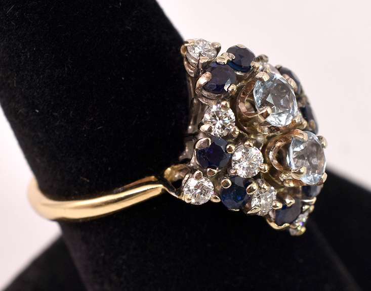 Amazing Aquamarine, Sapphire and Diamond Ring in 14K Yellow Gold