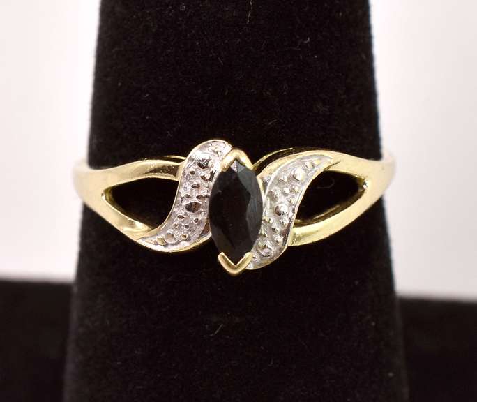 Dainty Black Gemstone Ring in Yellow Gold