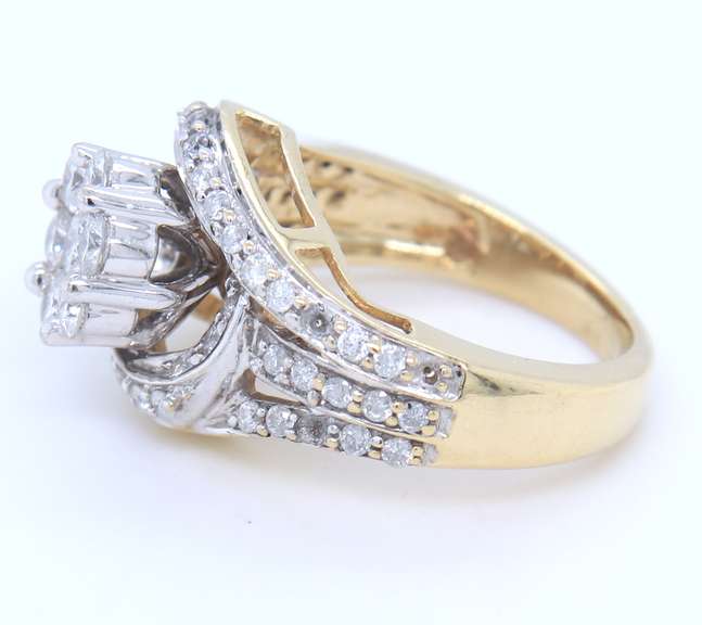 Elegant Yellow Gold Diamond Cluster Engagement Ring