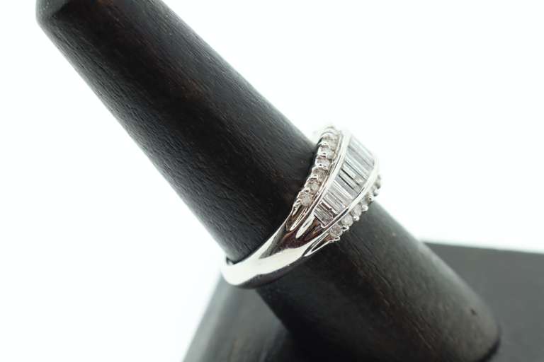 LADIES 14K WHITE GOLD AND DIAMOND BAND