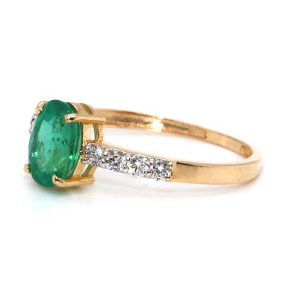14kt Yellow Gold, Emerald, & Diamond Cocktail Ring